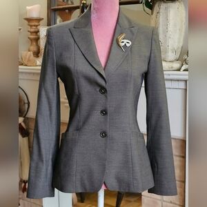 Elie Tahari Blazer. Tailored Blazer. Business Casual.